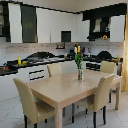 Casa Vacanza Zio Salvo * SantʼAlfio